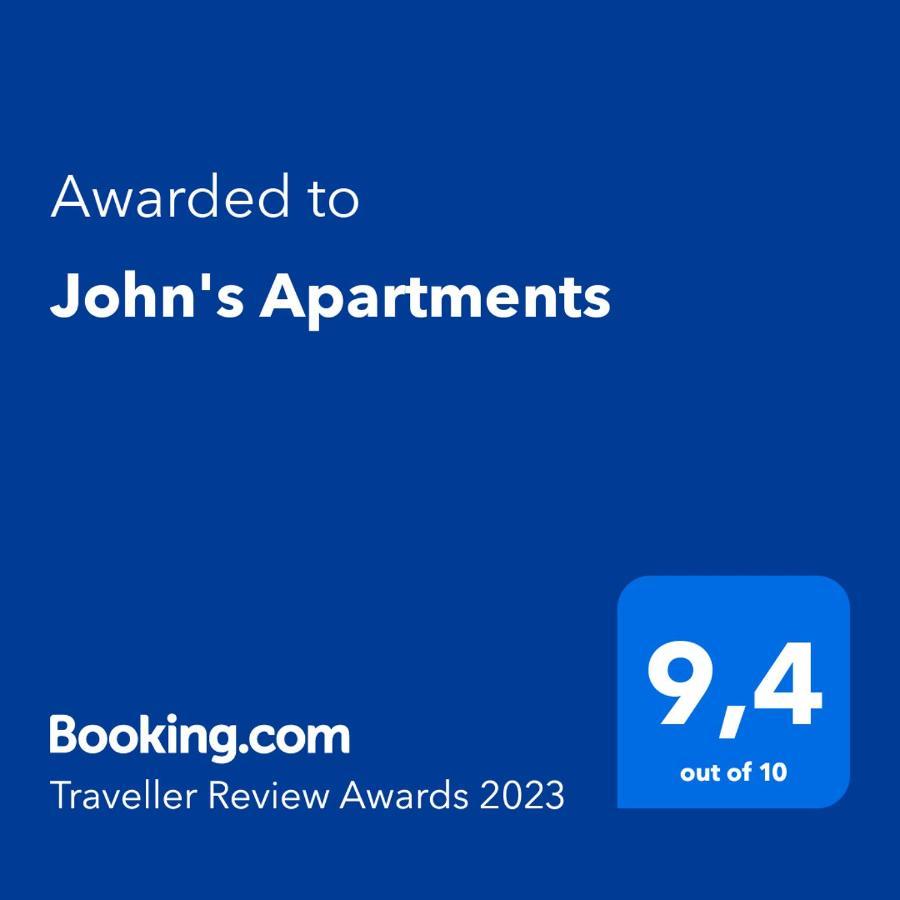 John'S Apartments 尼亚米卡尼奥纳 外观 照片